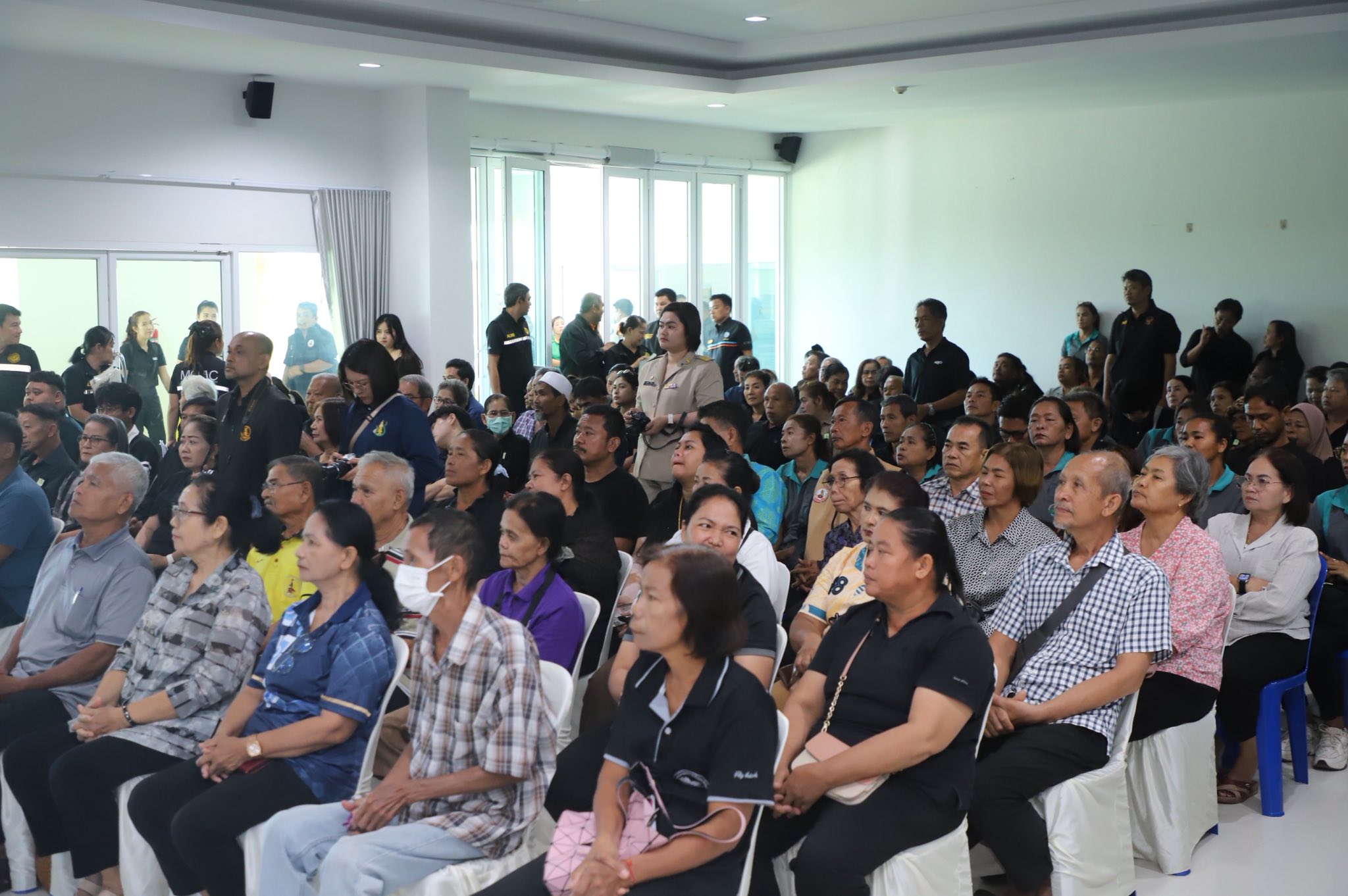 title - รมช.เกษตรฯ มอบโฉนดเพื่อการเกษตร โฉนดต้นไม้ ยกระดับที่ดินทำกินในกระบี่ หนุนเกษตรกรเข้าถึงแหล่งทุน